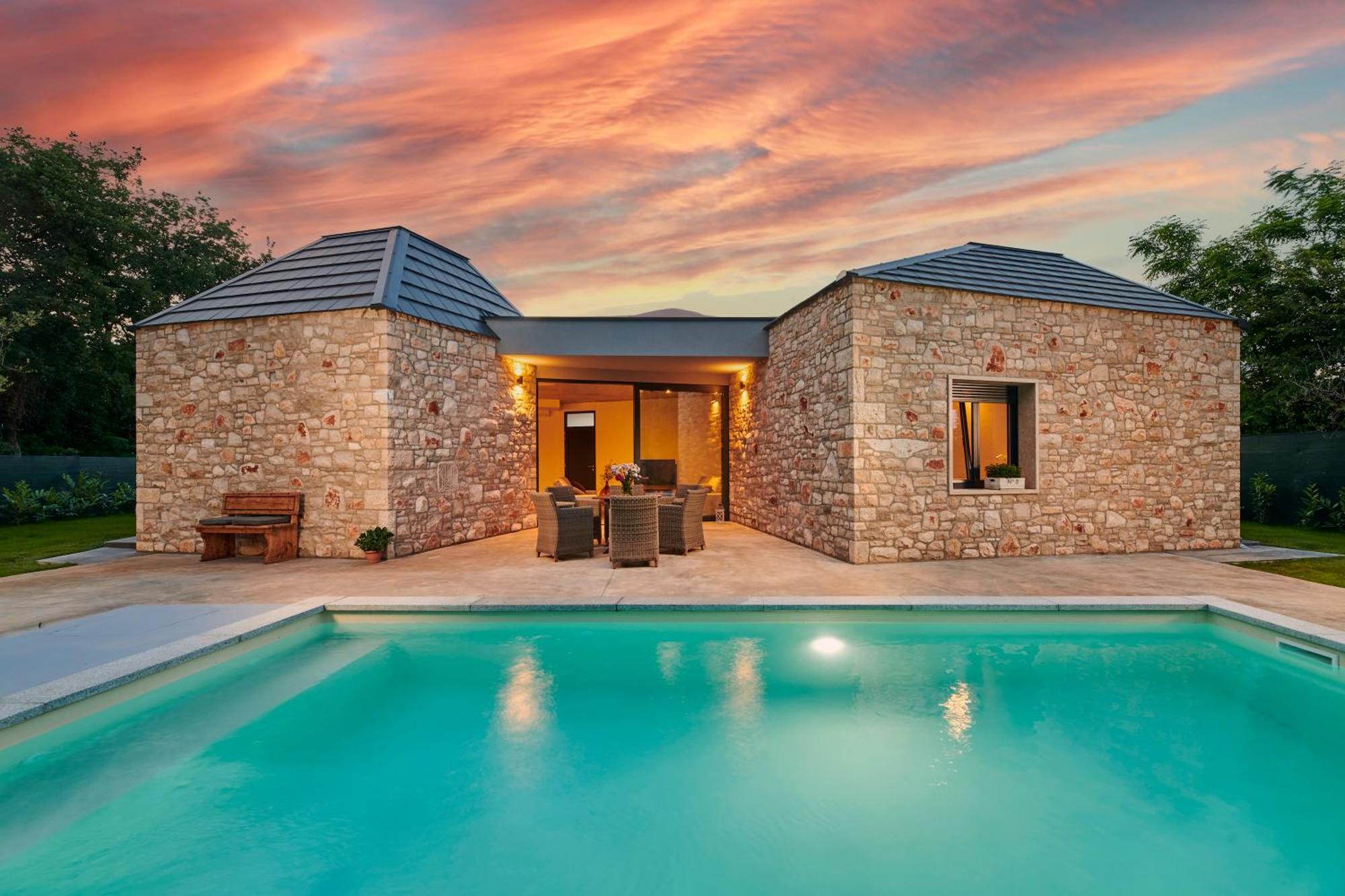 Doris Villa